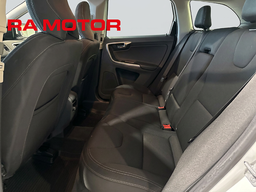 Volvo XC60 D4 AWD 190hk Geartronic Classic | Drag | PDC | 2017