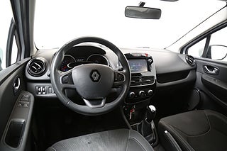 Halvkombi Renault Clio 12 av 24