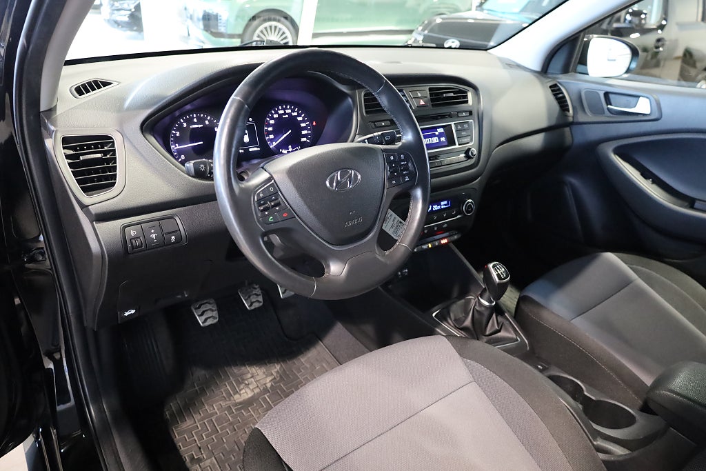Hyundai i20 Active 1.0 T-GDI blue Premium Blåtand PDC Rattvärme 2017