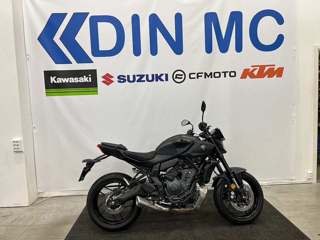 Yamaha MT-07 Y-AMT "Endast 335mil"