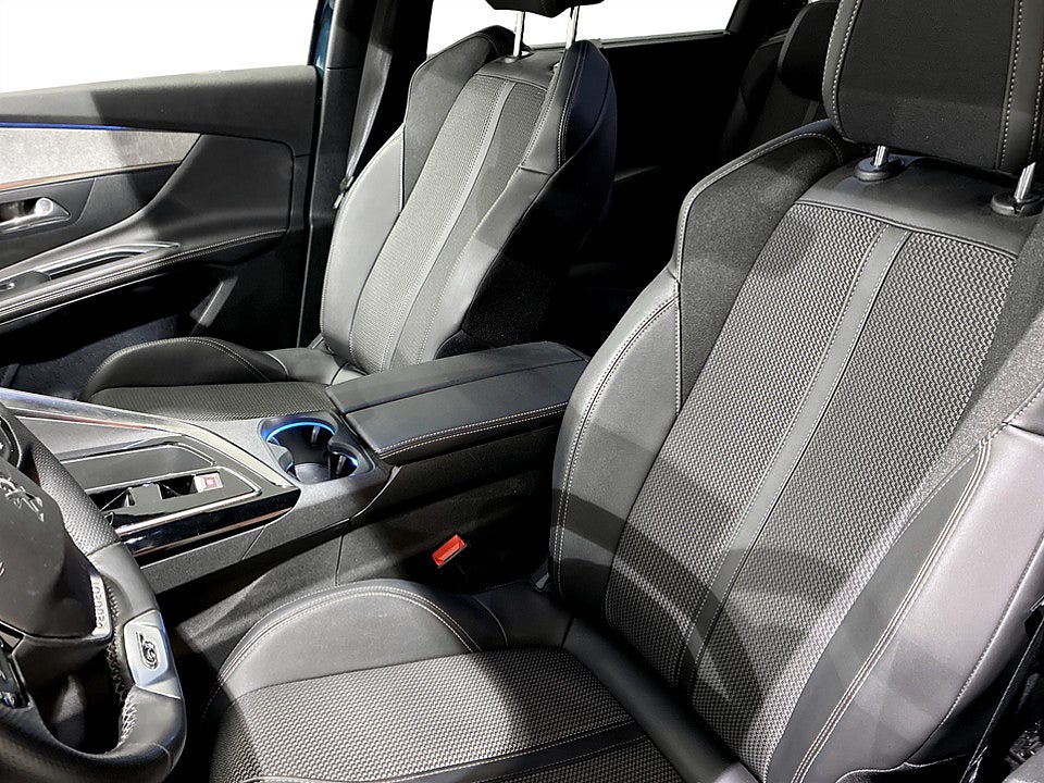 Bild på Peugeot 5008 GT 1.2 PT 130hk Aut KAMPANJ BRÄNSLE INGÅR