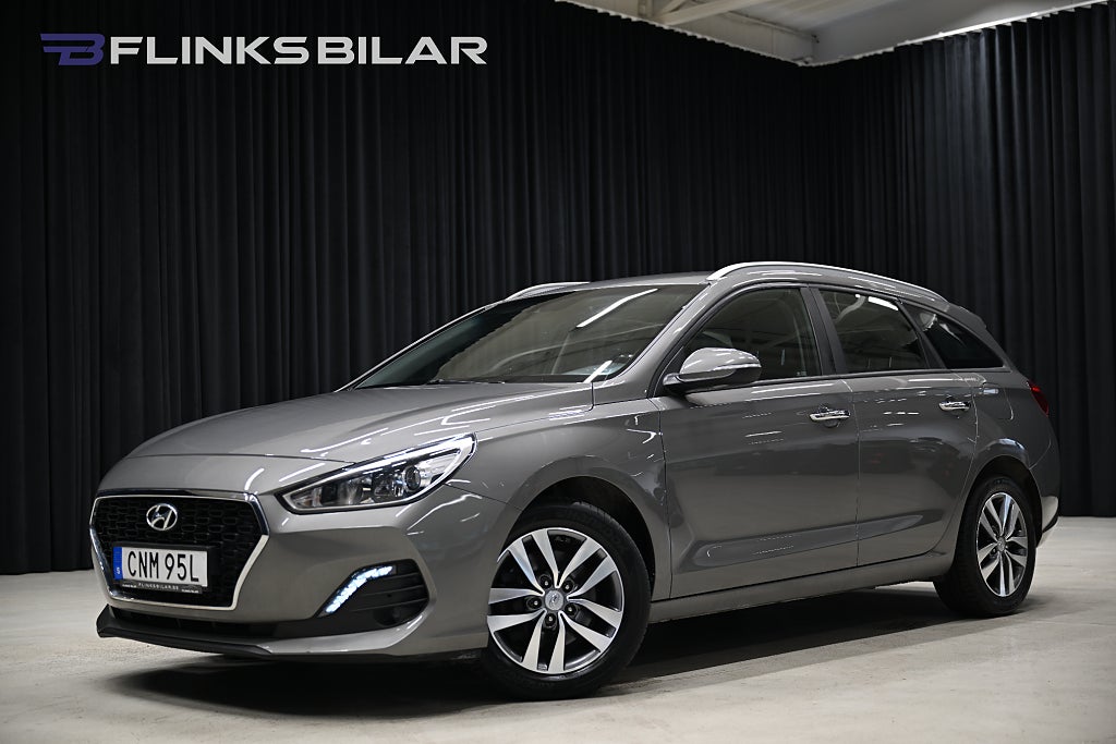 Hyundai i30 1.4 T-GDi 140HK Kombi|Drag|Backkamera|Kamkedja|Lågmil