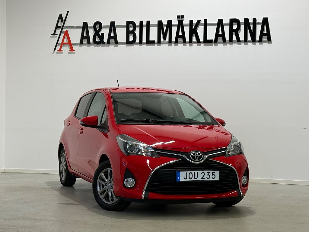 Toyota Yaris 5-dörrar 1.33 Dual VVT-i Active B-Kamera 99hk Nyservad