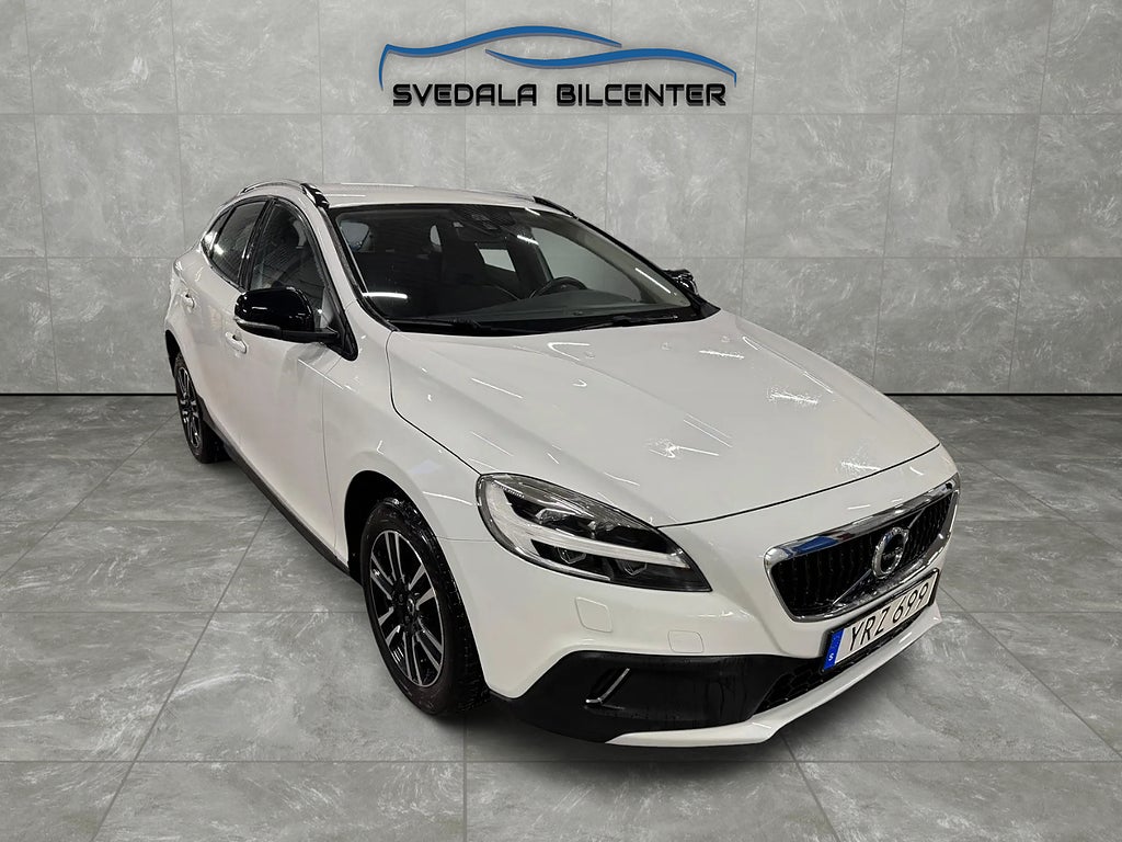 Volvo V40 Cross Country D3 Momentum Euro 6 1 Brukare MOMSBIL