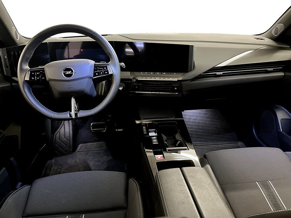 Bild på Opel Astra ST GS 1.2 PT 130hk Aut - 360-KAMERA, CARPLAY