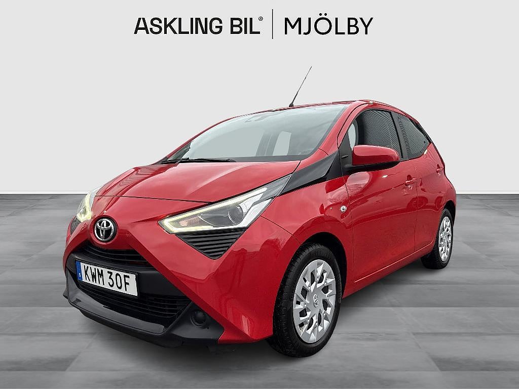 Toyota Aygo 5-dörrar 1.0 X-Play / Carplay / Backkamera