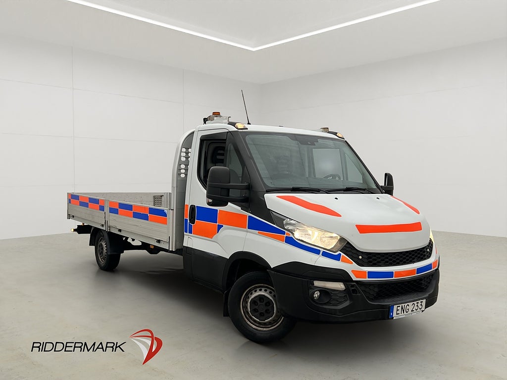 Iveco Daily 2.3JTD L4 FLAKBIL Ny-Kamrem Värmare Drag Moms