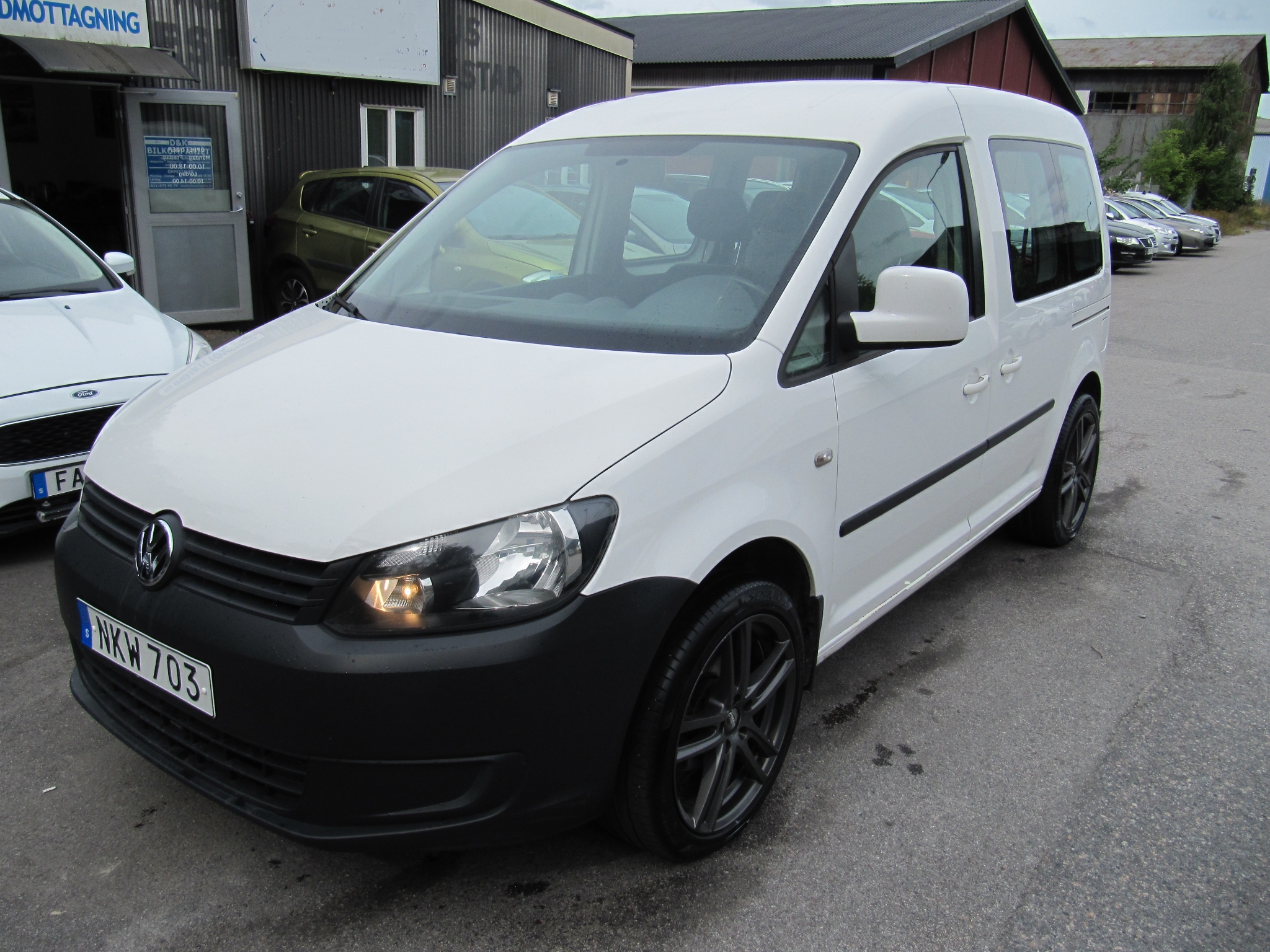 Volkswagen Caddy 2014, photo 4/50
