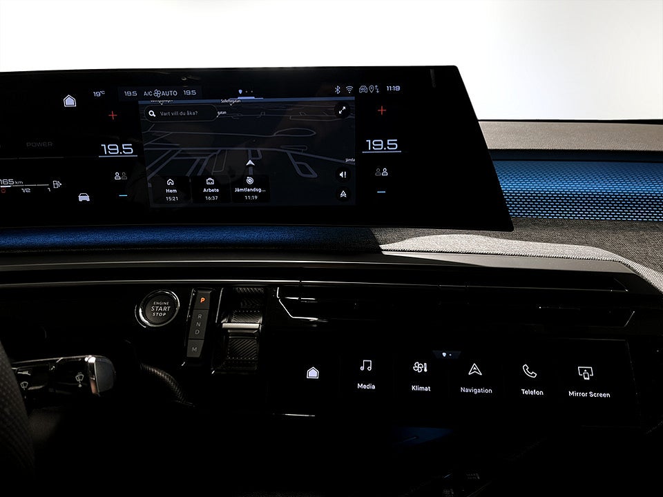 Bild på Peugeot 3008 GT Hybrid 145hk Aut B-KAMERA CARPLAY