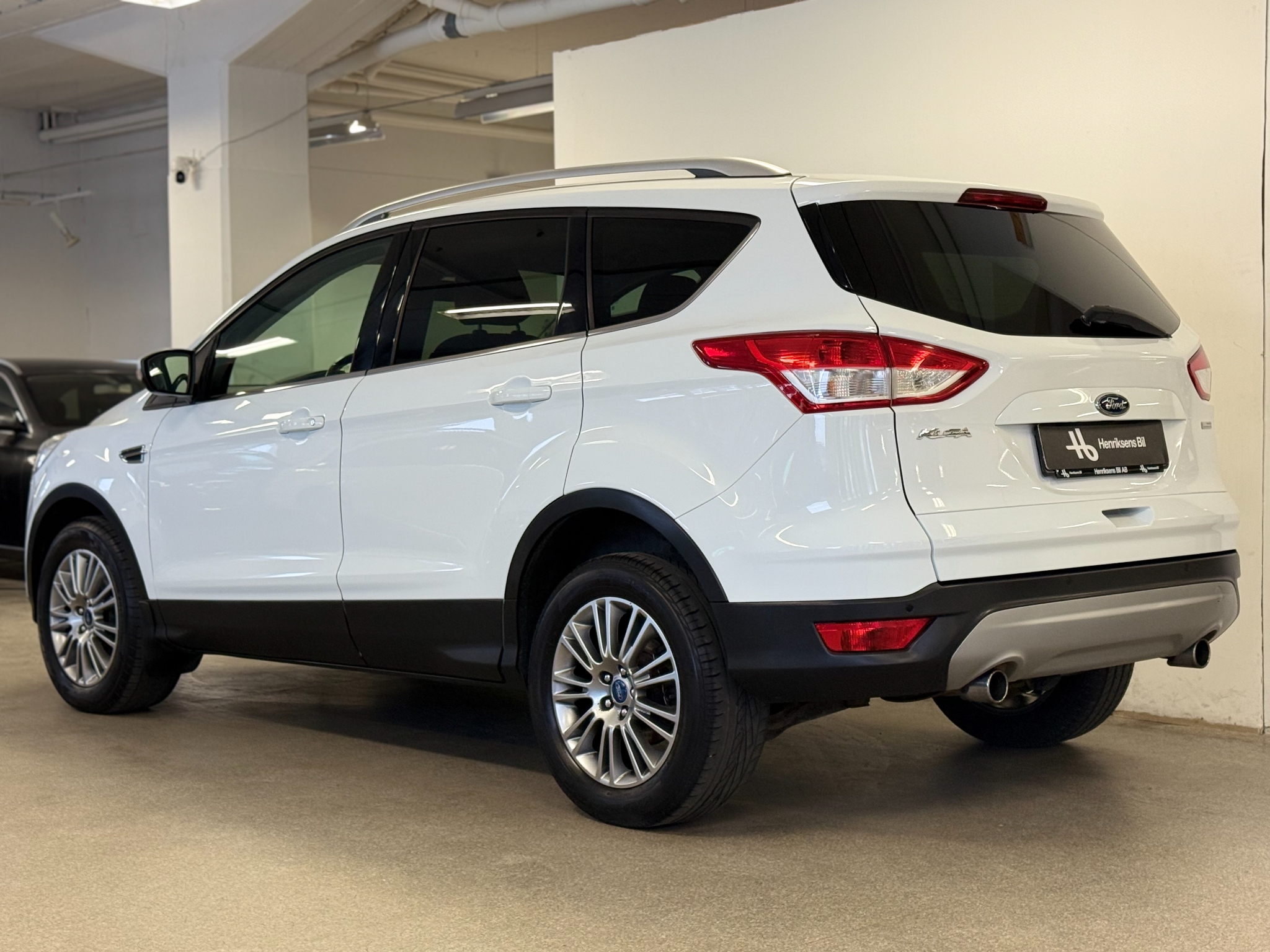 Ford Kuga 1.6 EcoBoost Titanium Euro 5 2013, photo 7/48