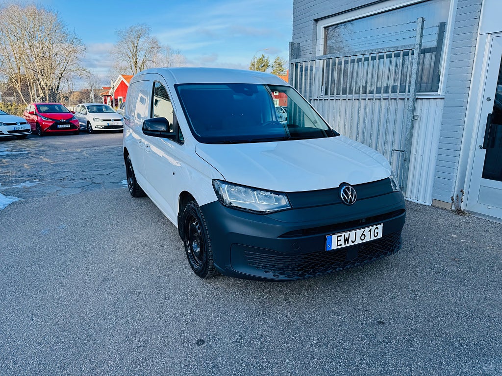 Volkswagen Caddy 2.0 TDI BMT SKÅP / DRAG / VÄRMARE 