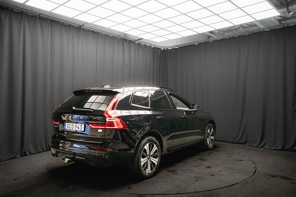 Volvo XC60 Recharge II T6 AWD DARK PANO DRAG 360° ORREFORS MOMS