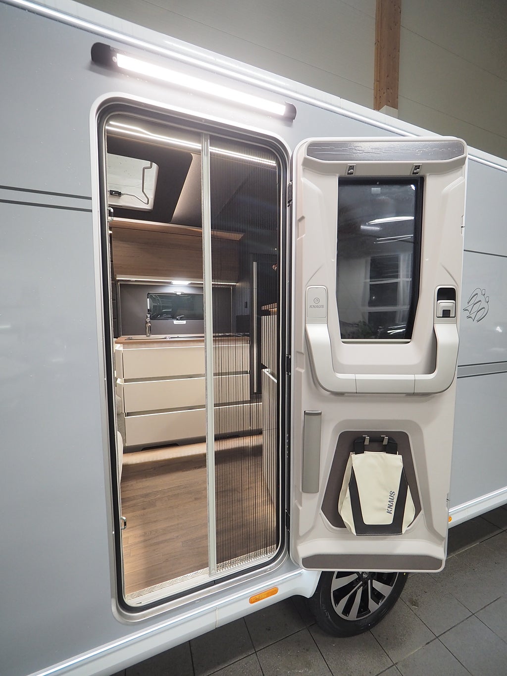 Knaus Azur 500 FU I ALDE I AKS I 17"