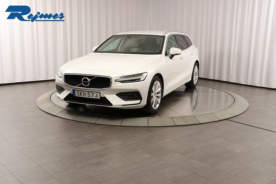 Volvo V60 D3 Momentum Advanced SE II