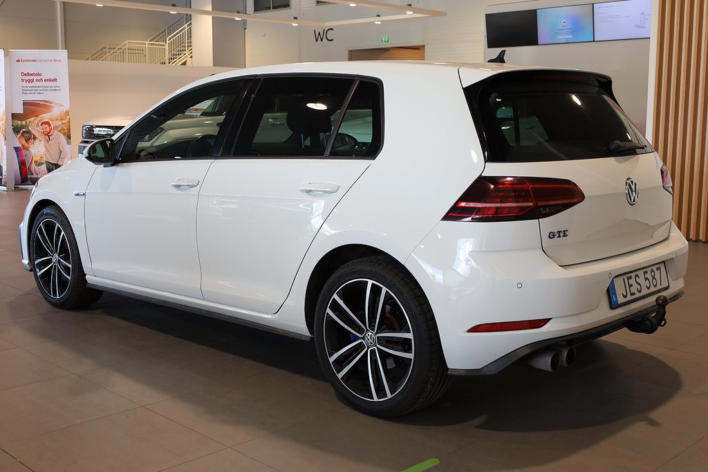 Volkswagen Golf GTE 1,4 TSI 204hk DSG Värmare Drag Facelift 2017