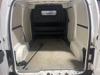 Transportbil - Skåp Nissan NV200 17 av 19