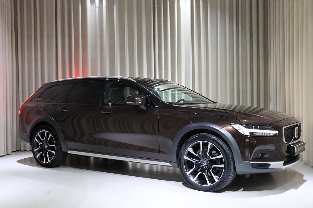 Volvo V90 Cross Country B4 AWD 197HK Drag V-Hjul H/K