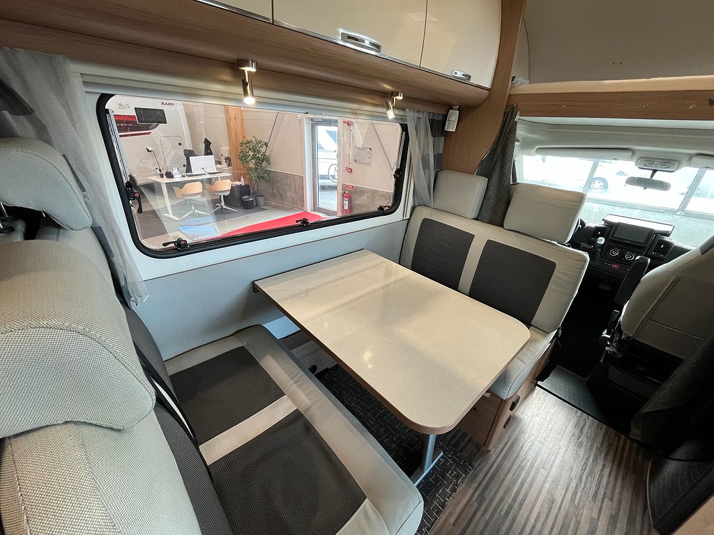 Sun Living A 49 DP /Automat/6 bältad/6 sovplatser/Drag/Solcell - Sun Living