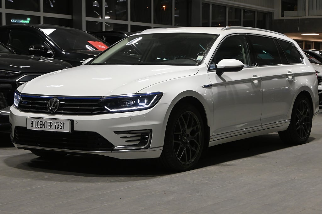 Volkswagen Passat Variant GTE Business Executive Värmare Drag 