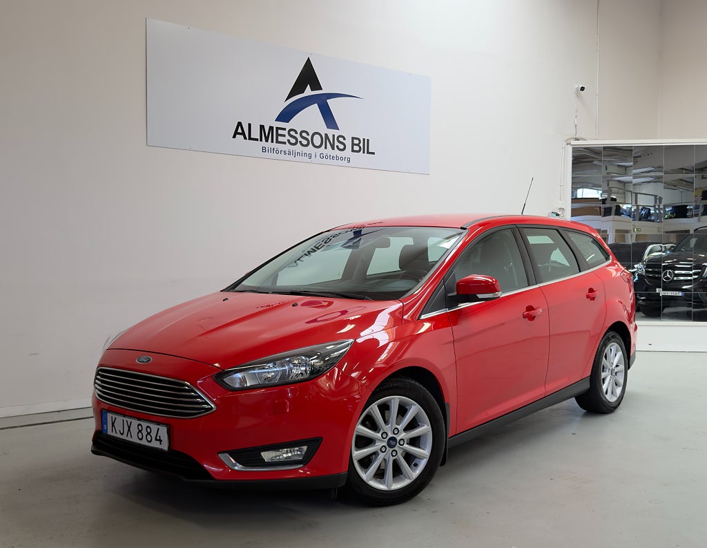 Ford Focus Kombi 1.0 EcoBoost Titanium, Ny Kamrem.