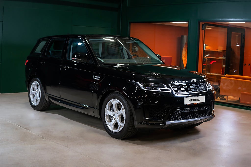 Land Rover Range Rover Sport P400e HSE / Pano / Meri / MOMS 