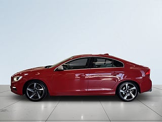 Volvo S60 T3 R-Design S&V-hjul/VOC/Pvärm/Psens/Skinn – bild 4