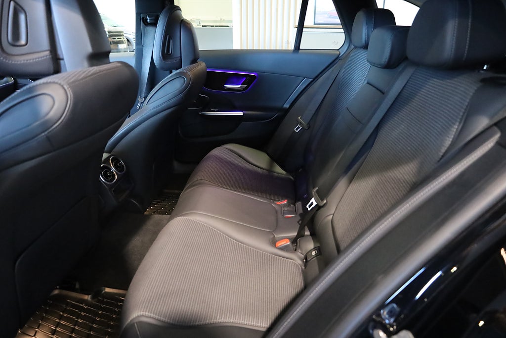 Mercedes-Benz C 300 T e 9G-Tronic Avantgarde Moms/leasbar /Drag / Navi 2023