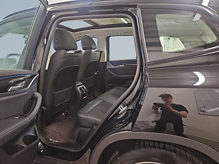 BMW X3 xDrive30e Steptronic S&V-Hjul/Drag/Pano/Kamera/MOMS – bild 13
