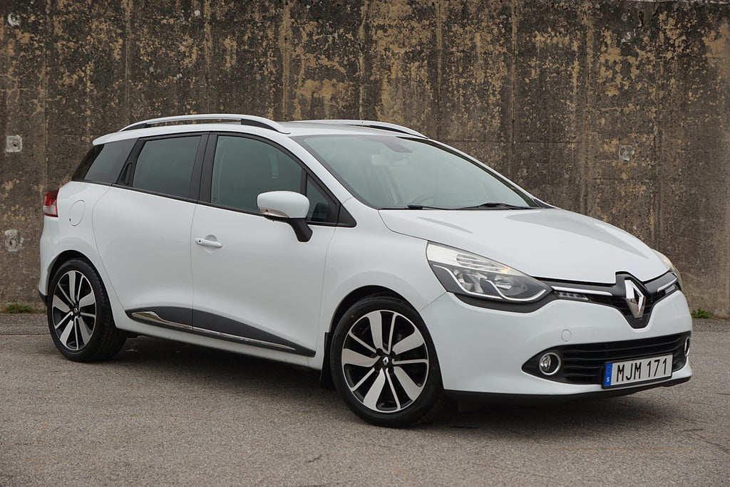 Renault Clio Sport Tourer 0.9 TCe GPS Låga Mil Keyless 360kr Årskatt
