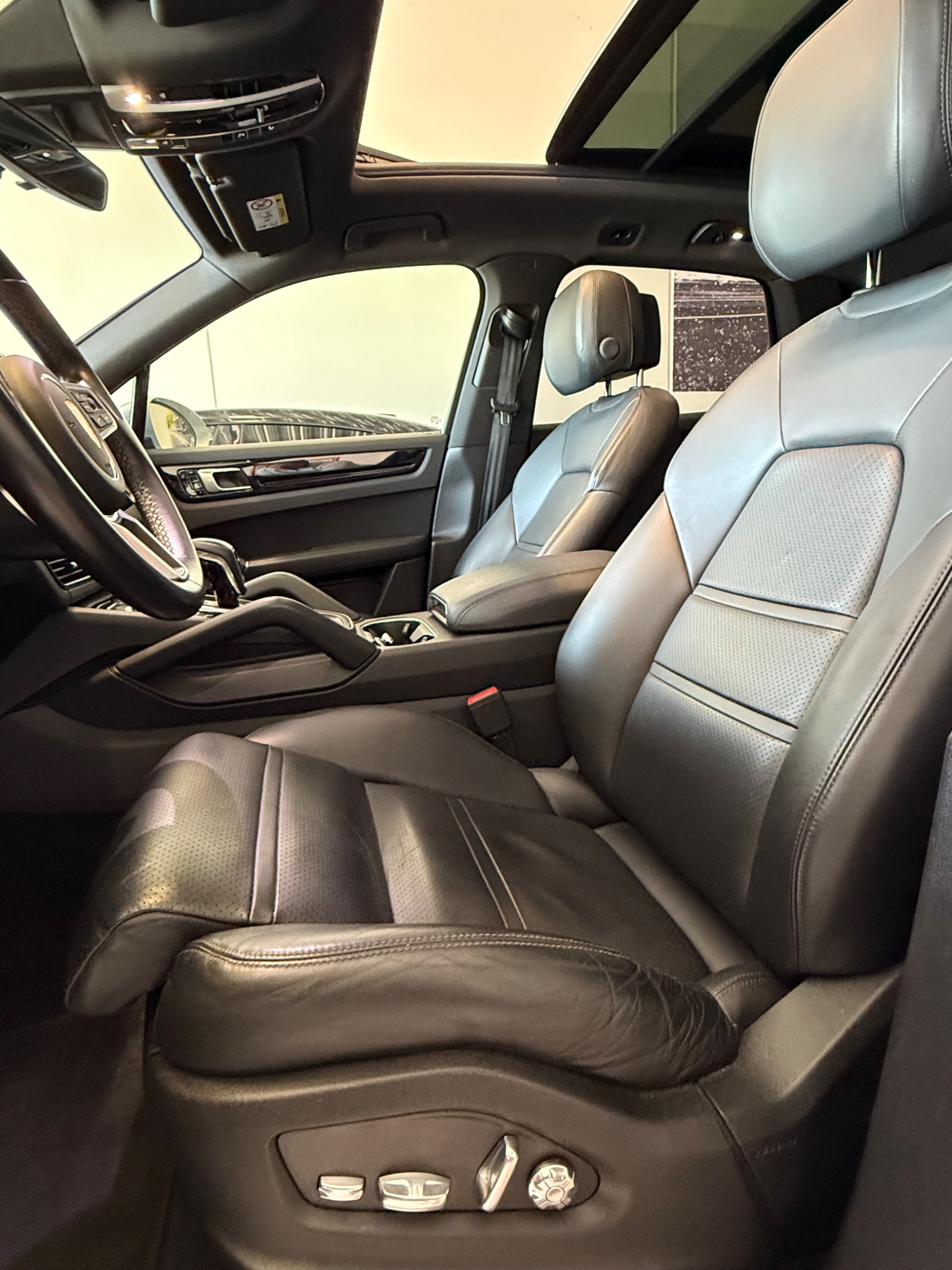 Porsche Cayenne E-Hybrid 2020, kuva 7/52