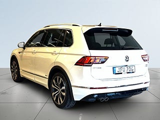 Volkswagen Tiguan 2.0 TSI 4Motion R-Line Kamera/Värmare/SoV-Däck/Drag
