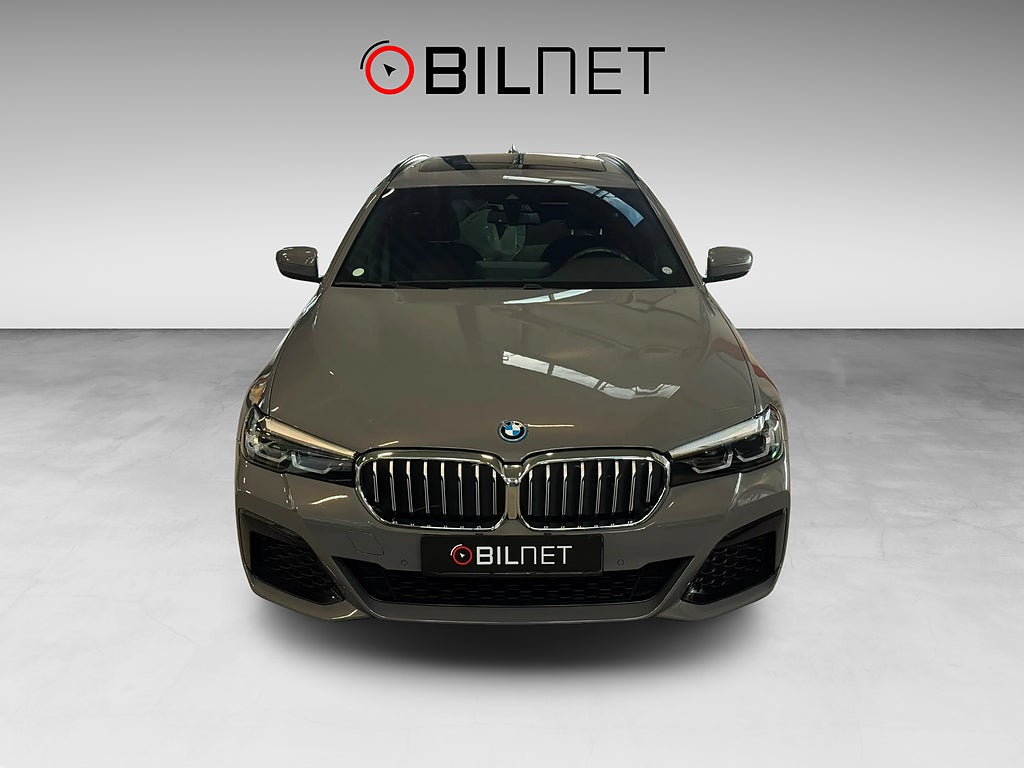 BMW 530e xDrive Touring Aut Värmare M-Sport Pano Elstolar Drag
