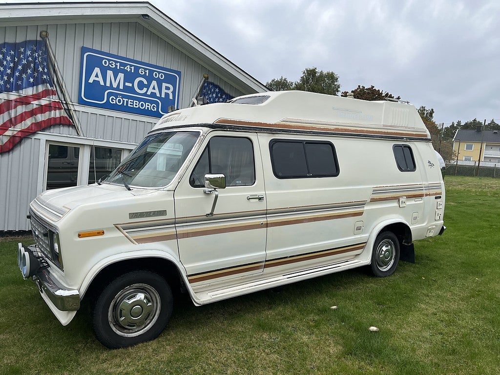 Ford Van Travelaire