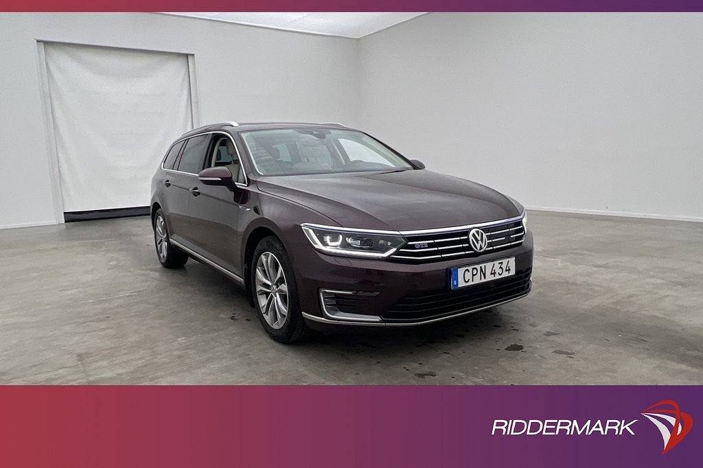 Volkswagen Passat GTE 218hk Executive Pano Värm Cockpit Drag