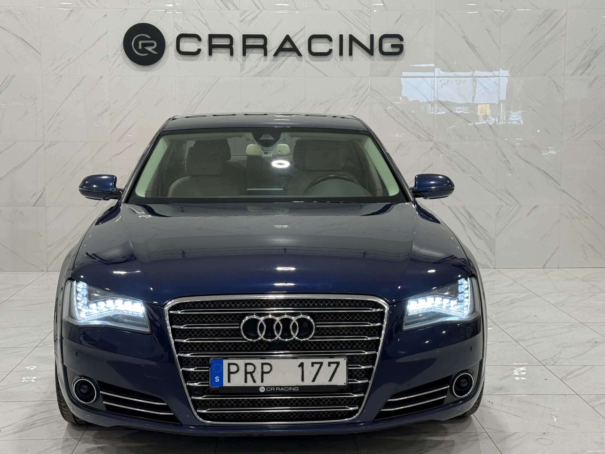Audi A8 4.2 TDI V8 quattro 2011, bild 2/53