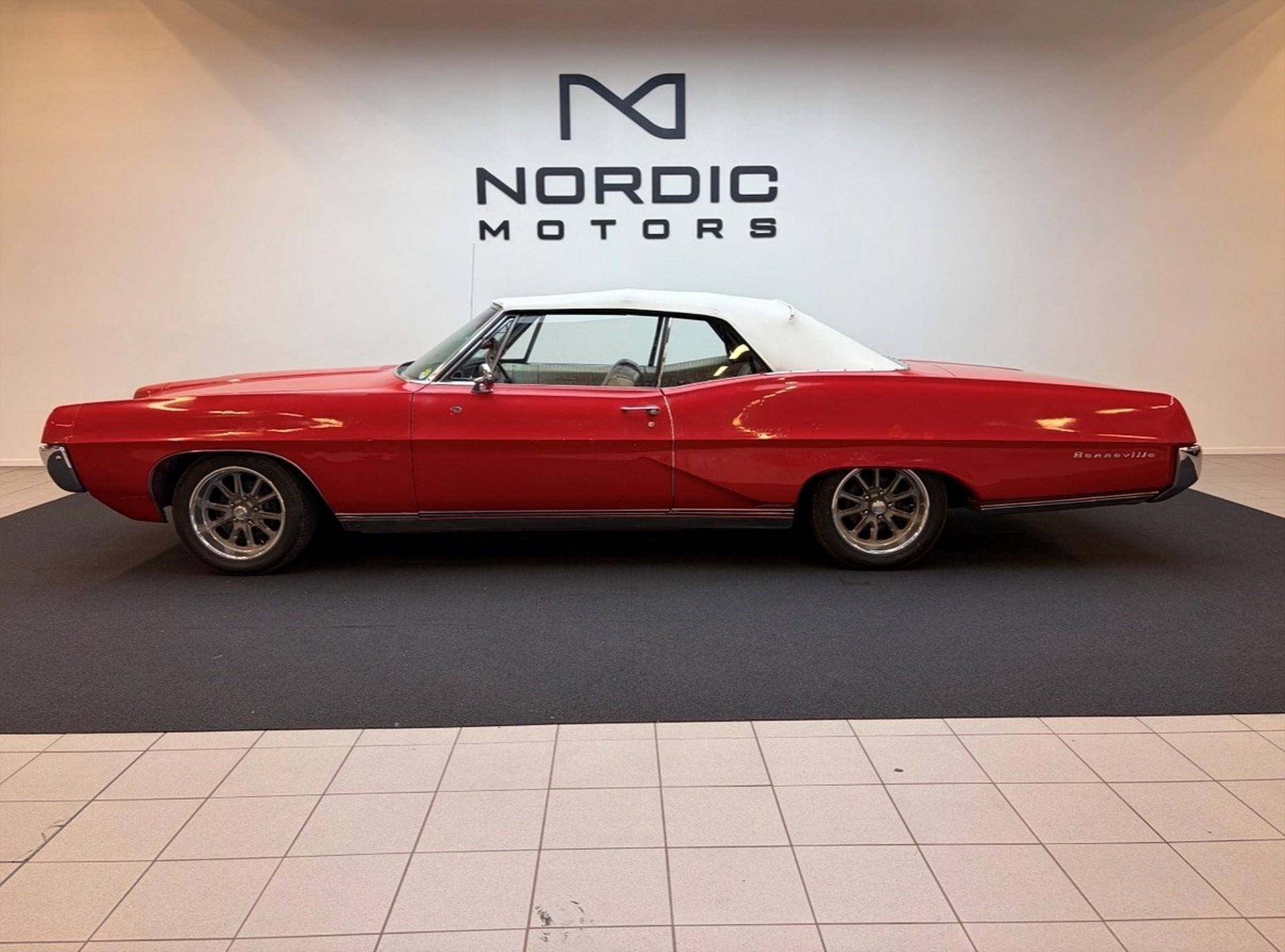 Pontiac Bonneville CONVERTIBLE 1965, photo 7/20