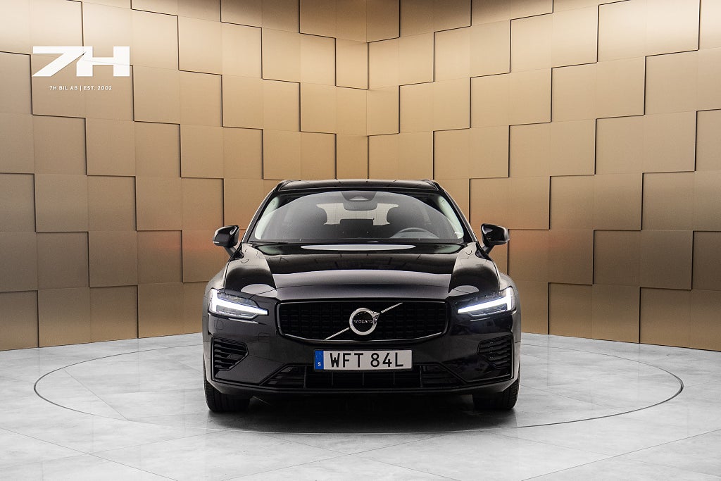 Volvo V60 Recharge T6 AWD Plus Dark Kamera Drag Adap.Farthållare