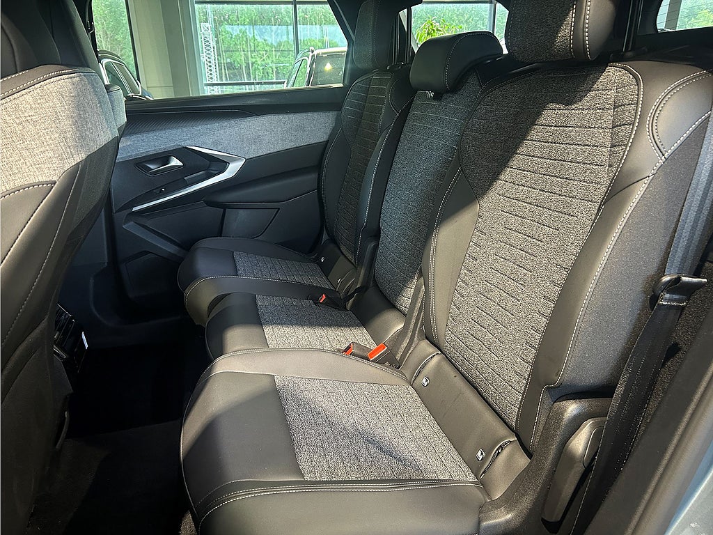 Bild på Peugeot 5008 Allure Hybrid 145hk Aut - 7-SITS, B-KAMERA, CARPLAY