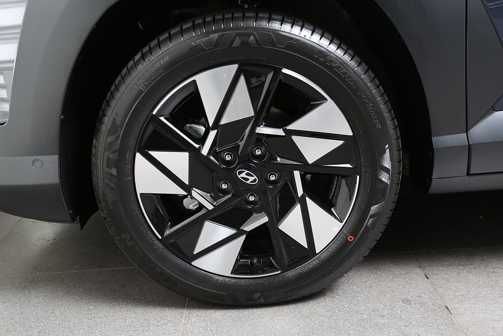 Hyundai Kona Hybrid 1.6 GDi DCT Advanced 360-kamera | Moms