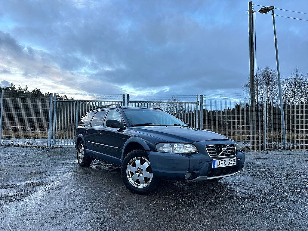Volvo XC70 V70 XC 2.4T AWD Halvskinn Dragkrok 200hk