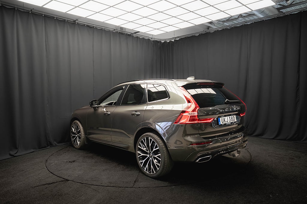 Volvo XC60 B4 AWD R-Design 22'' LÄDER DRAG H/K D-VÄRM 1-ÄGARE