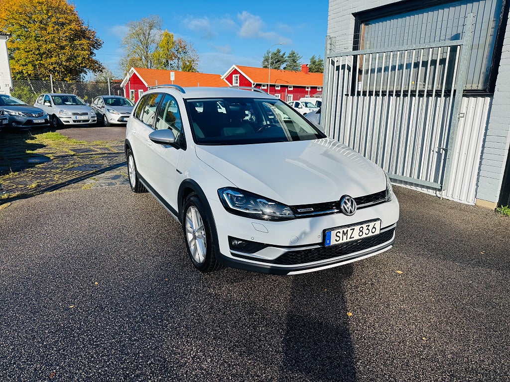 Volkswagen Golf Alltrack 2.0 TDI 184HK 4MOTION DSG / DRAG / VÄRMARE 