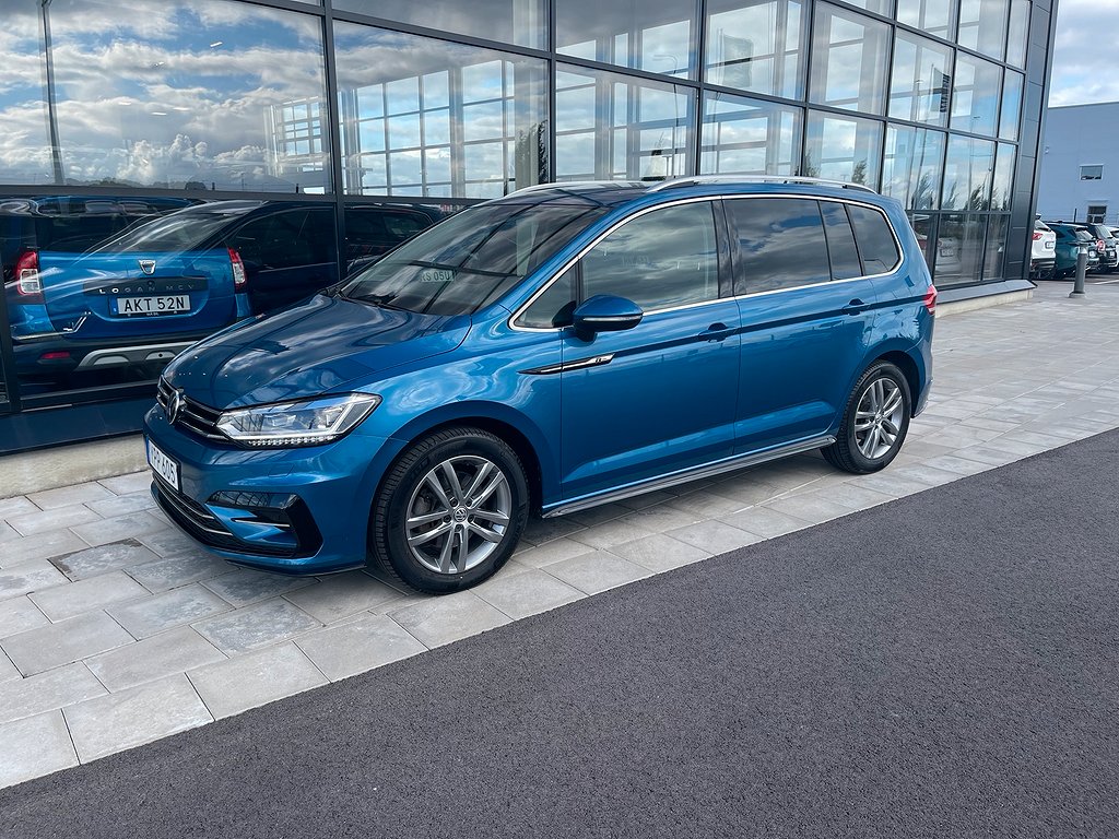 Volkswagen Touran 1.4 TSI 150hk R-LINE, 7-sits, Drag, B-kamera