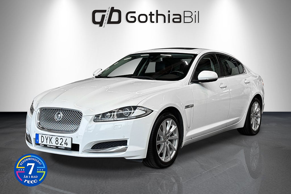 Jaguar XF 3.0 V6 Navi PDC Backkamera Läder Bluetooth Full Servad