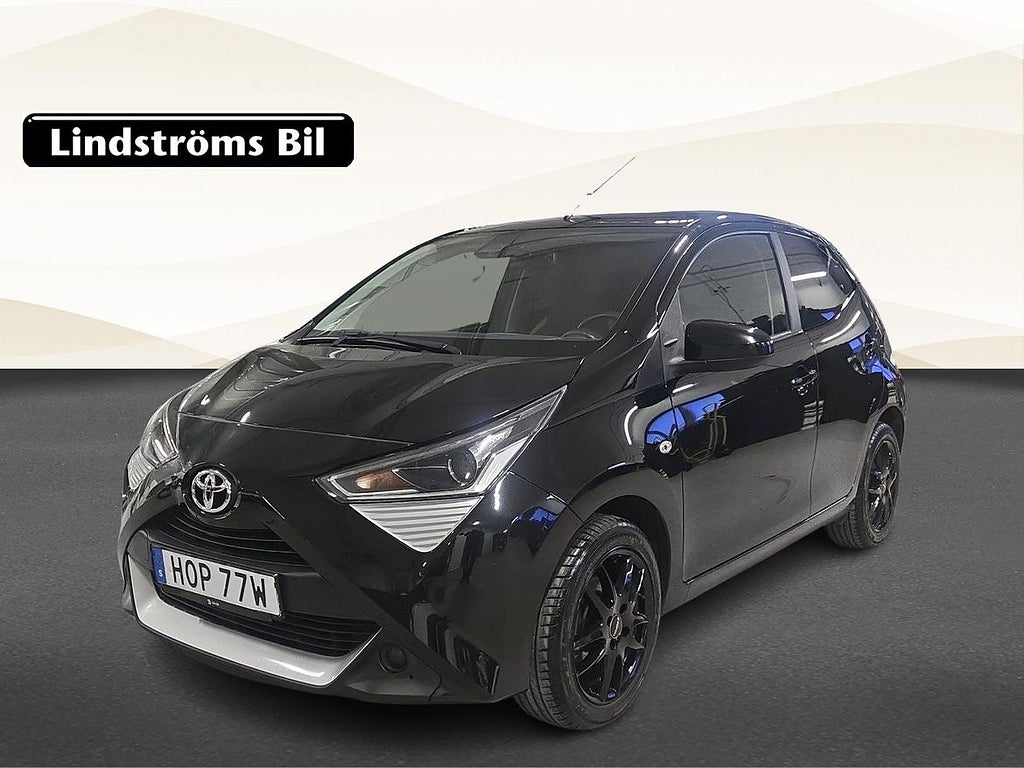 Toyota Aygo 1,0 5-D X-PLAY M/T Sommar & Vinterhjul