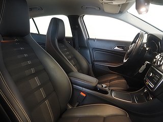 SUV Mercedes-Benz GLA 11 av 21