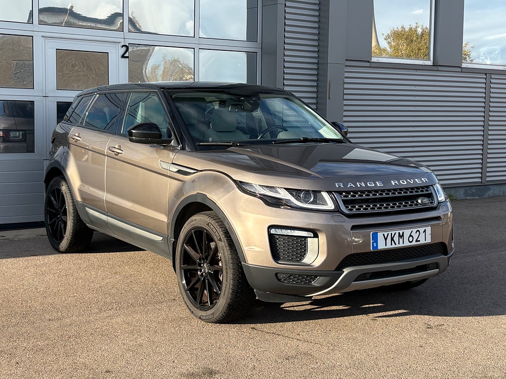 Land Rover Range Rover Evoque 2.0 TD4 AWD B-kam / Pano 180hk