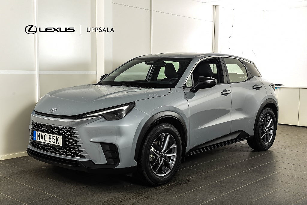 Lexus LBX 1.5 Backkamera Navi Rattvärme Adaptiv Farthållare