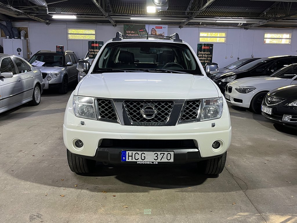 Nissan Navara Dubbelhytt 2.5 dCi 4x4 Automat Taklucka Drag