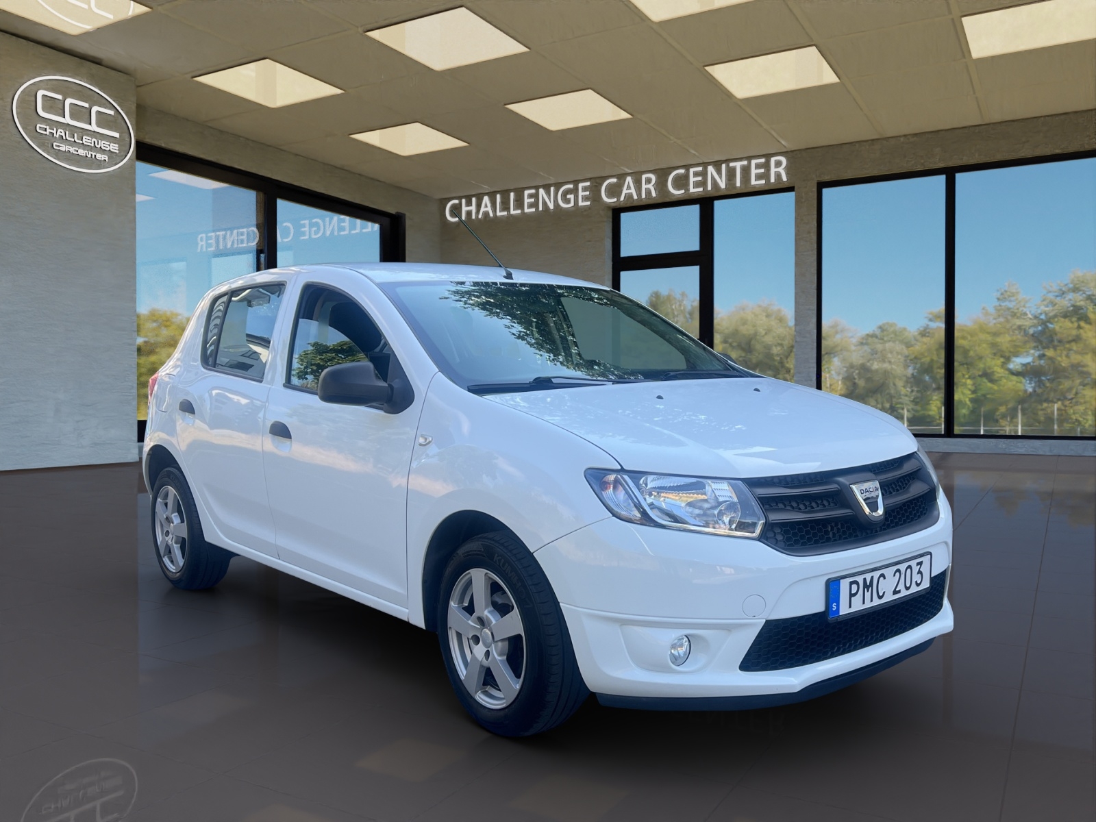 Dacia Sandero 2015, bild 2/43